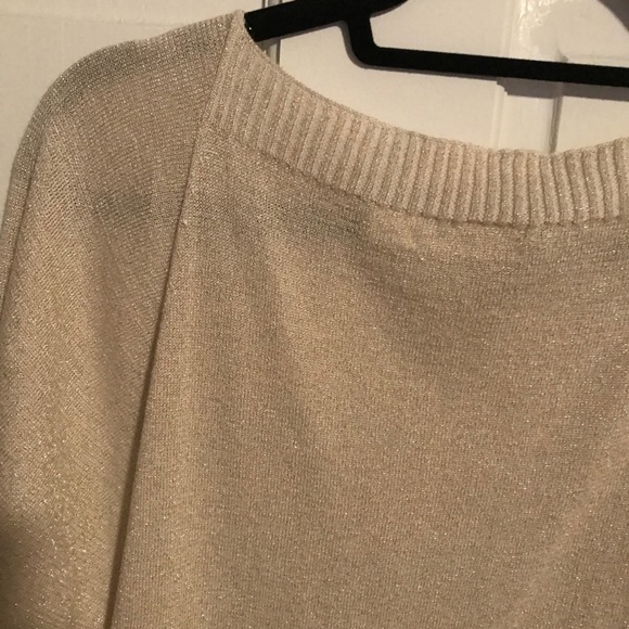 New York & Company Light Gold Sweater Medium - Picture 5 of 5